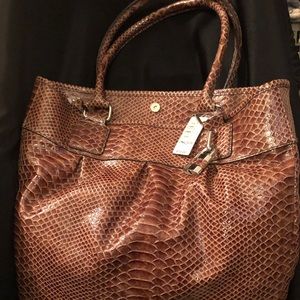 NWT Worthington bag